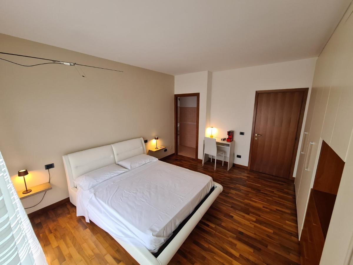 Bed & Breakfast Rezzonico Bassano del Grappa Exteriör bild